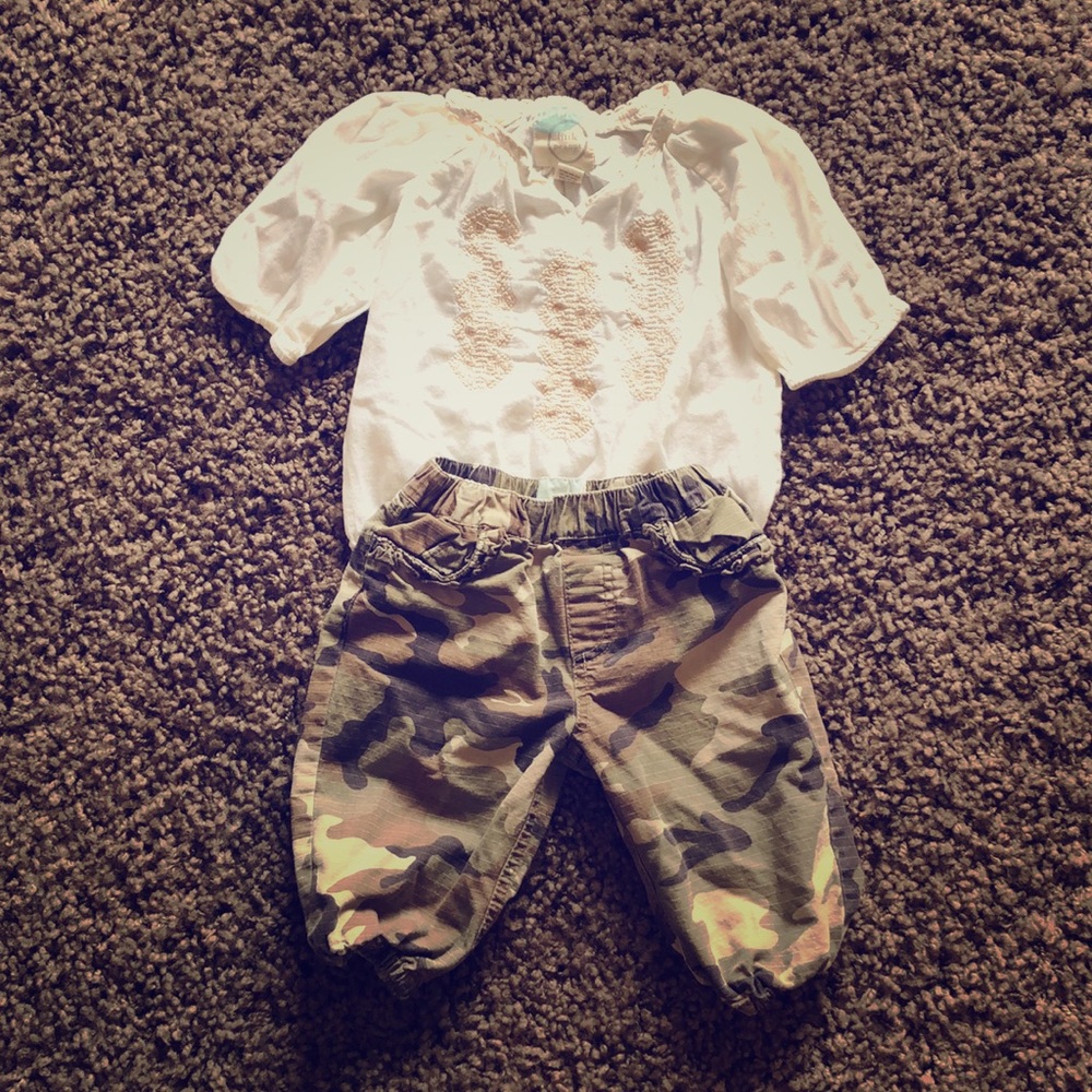 Peek Infant Girls Camo Pants & Embroidered Shirt